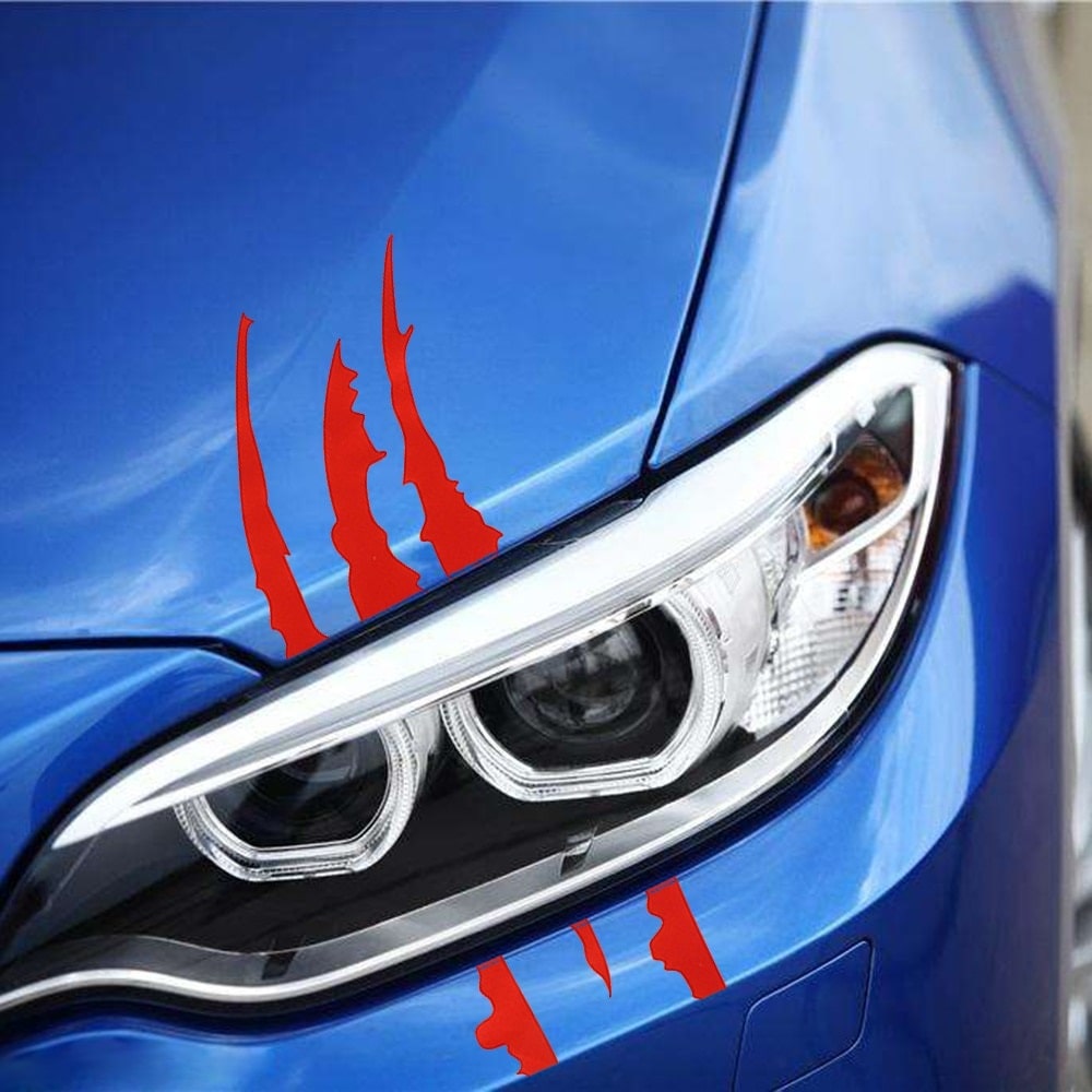 stickers_de_voiture_original_griffure_de_monstre_sur_voiture_bleue